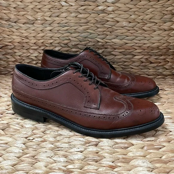 Executive Imperials Brown Leather‎ Wingtip Shoes